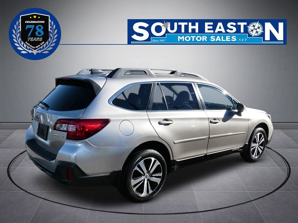 2019 Subaru Outback Limited - Photo 7