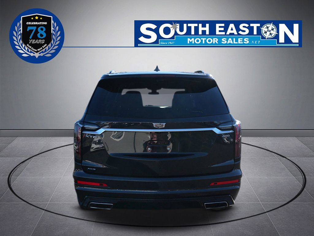 2020 Cadillac XT6 Sport photo 2