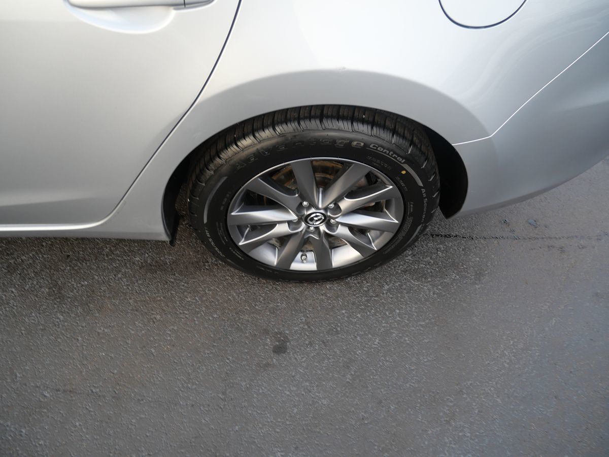 2018 Mazda Mazda6 Sport photo 2