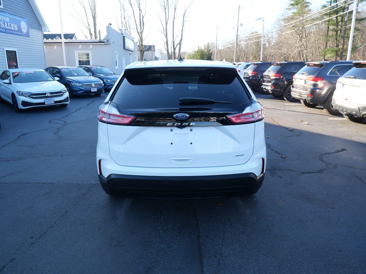 2021 Ford Edge SE photo 4