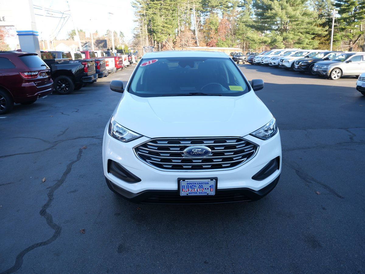 2021 Ford Edge SE photo 3