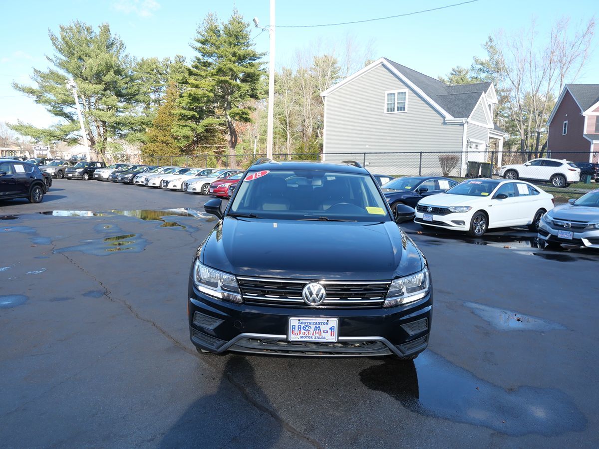 2018 Volkswagen Tiguan SE photo 3