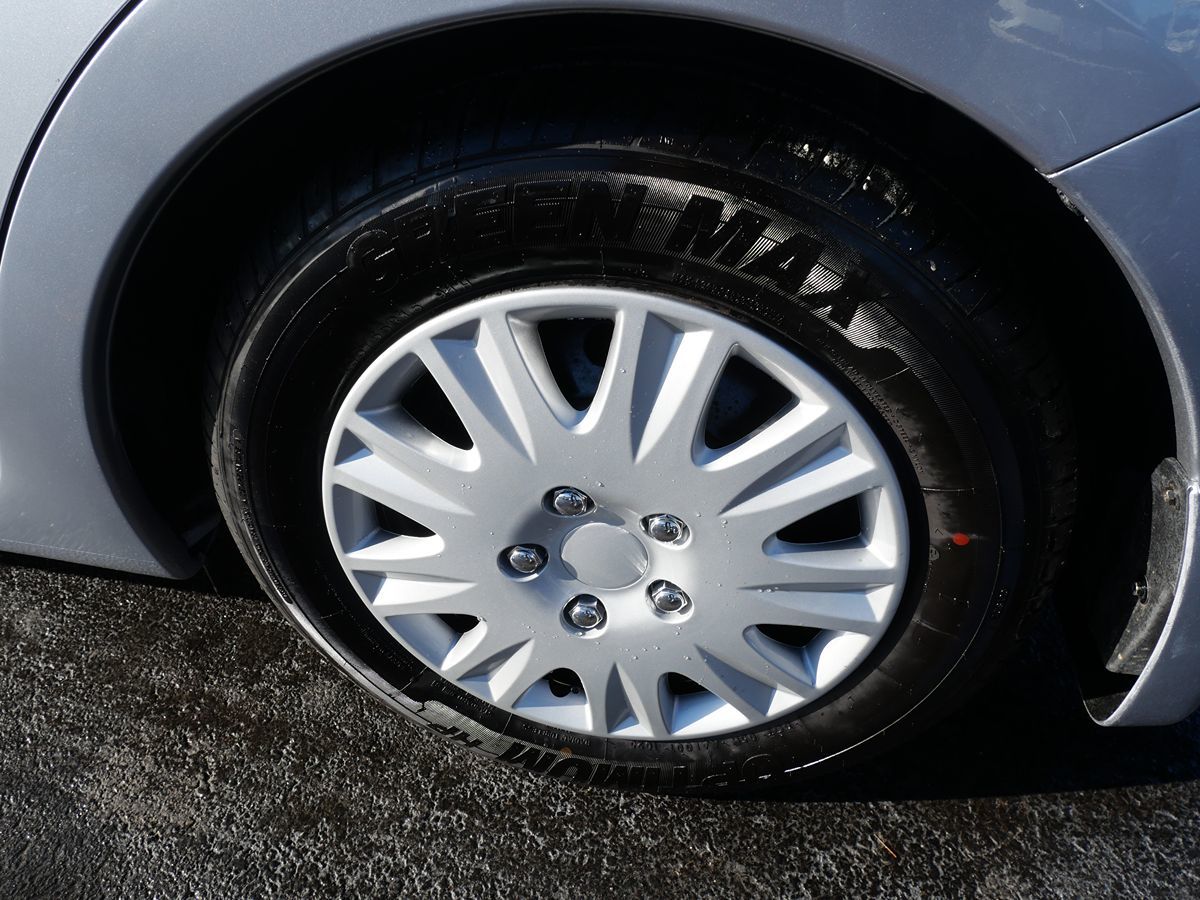 2012 Subaru Impreza 2.0i photo 2