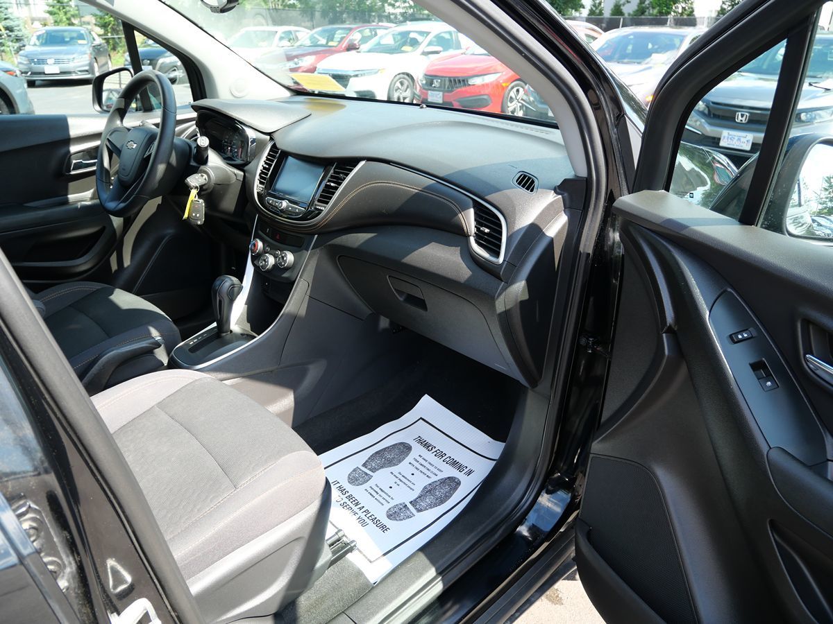 2017 Chevrolet Trax LS - Photo 17