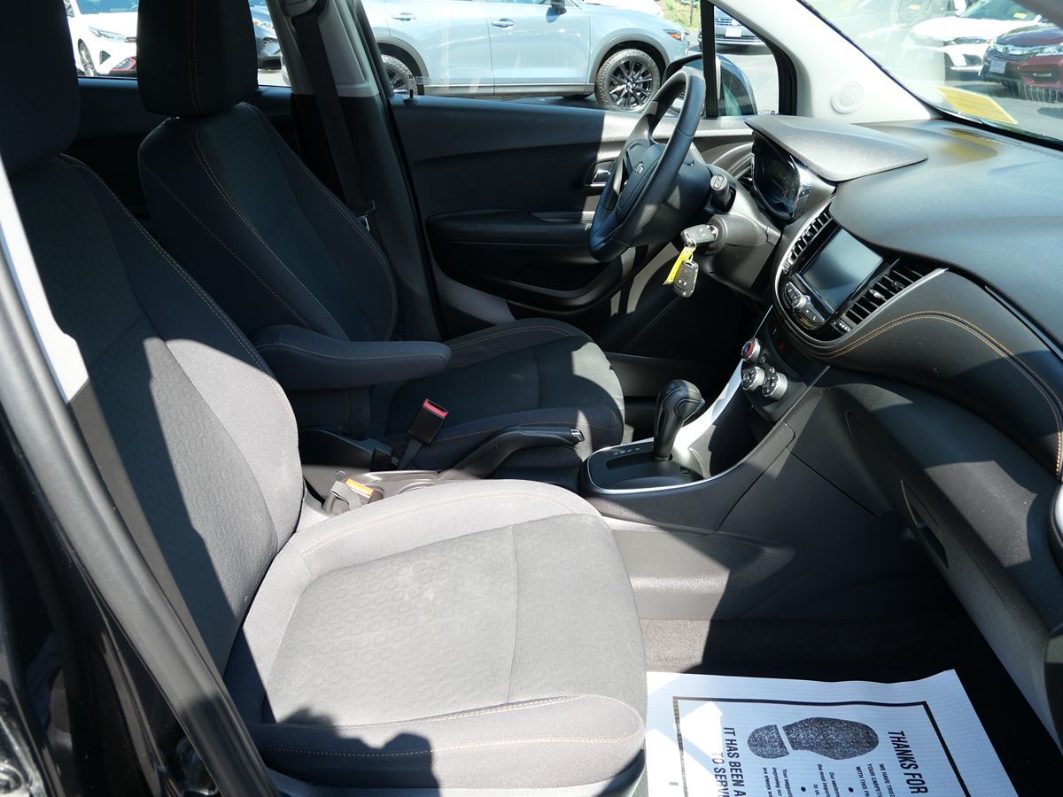 2017 Chevrolet Trax LS - Photo 18