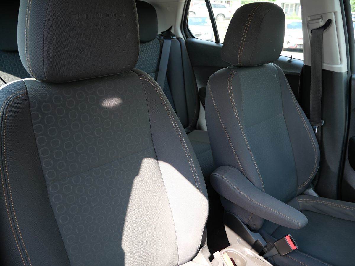 2017 Chevrolet Trax LS - Photo 19