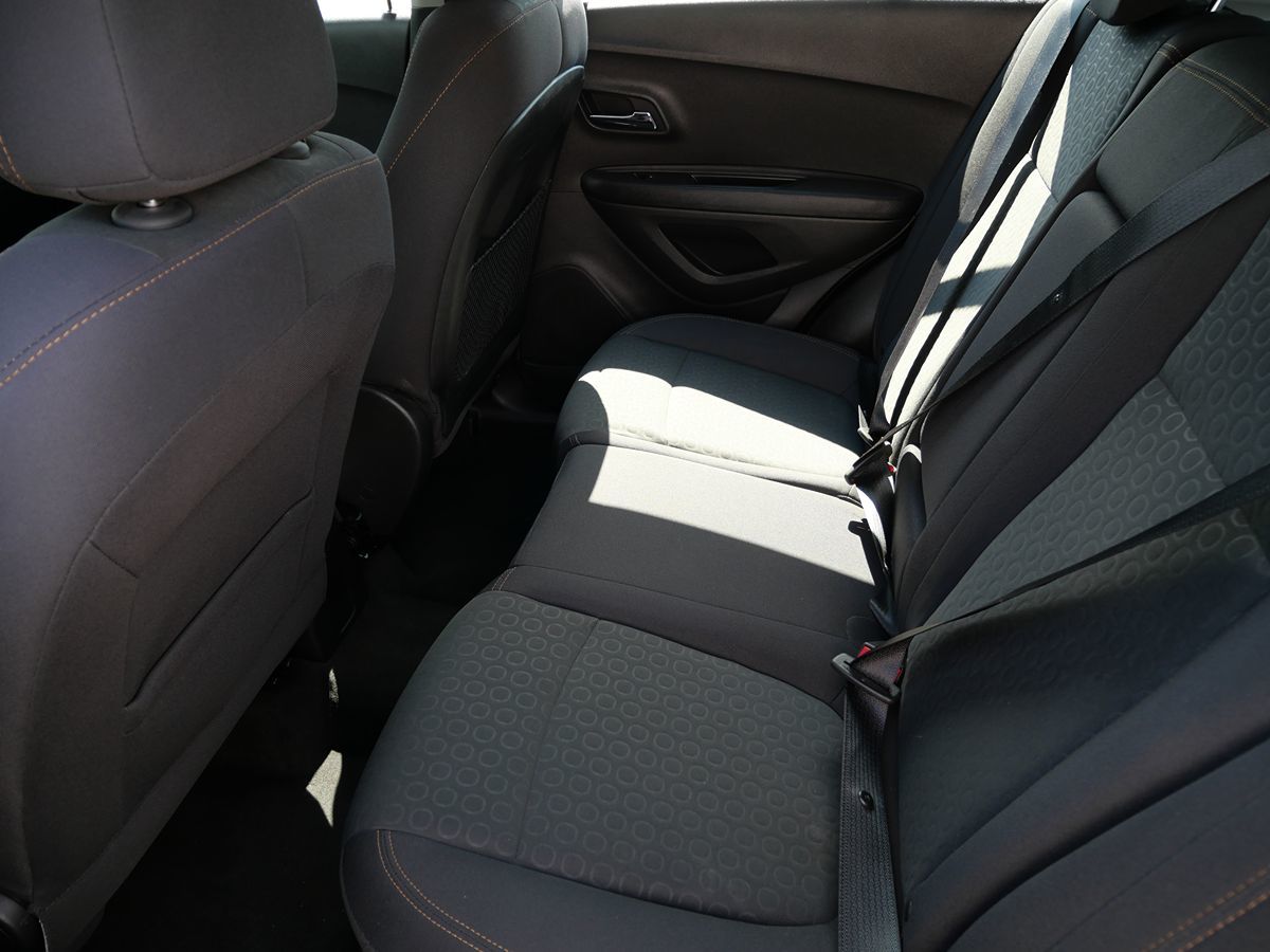2017 Chevrolet Trax LS - Photo 23