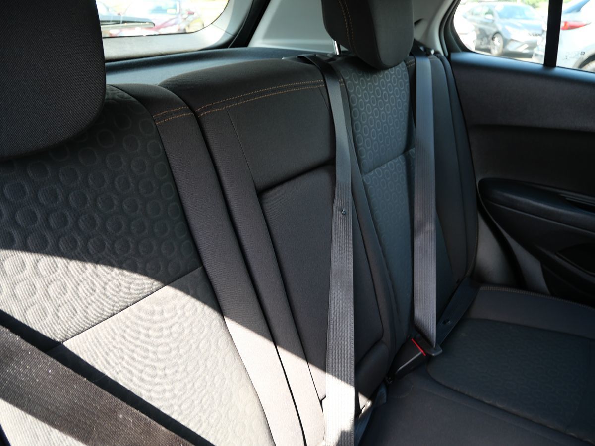 2017 Chevrolet Trax LS - Photo 30