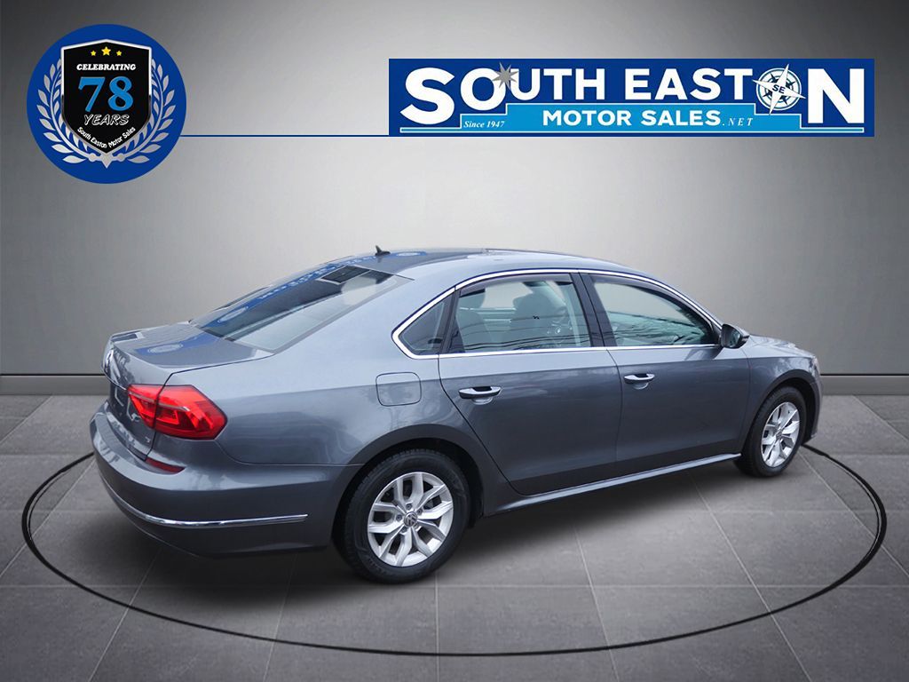 2016 Volkswagen Passat S - Photo 7