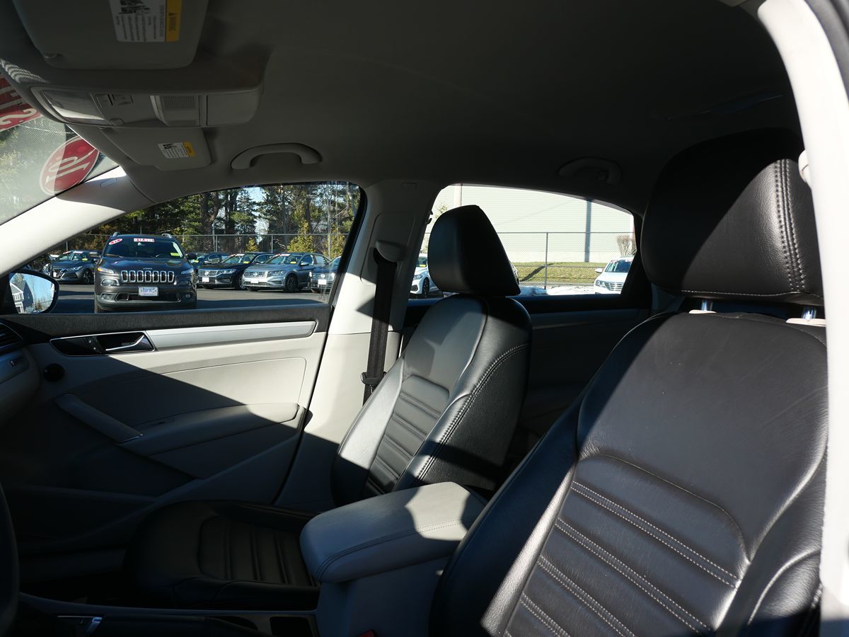 2016 Volkswagen Passat S - Photo 11