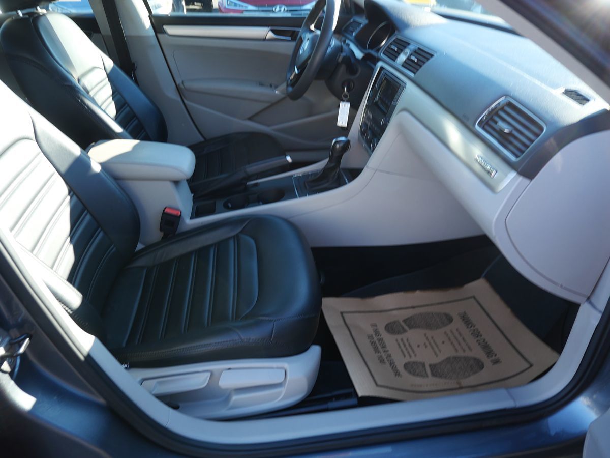 2016 Volkswagen Passat S - Photo 17