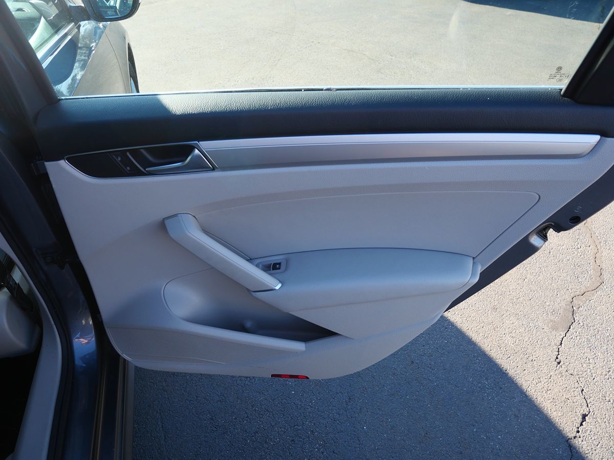 2016 Volkswagen Passat S - Photo 23