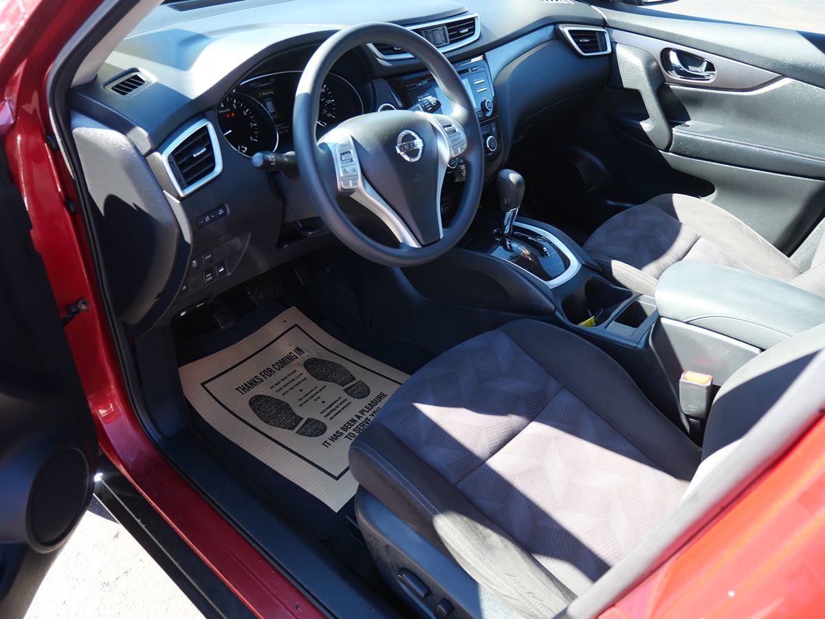 2015 Nissan Rogue SV - Photo 9