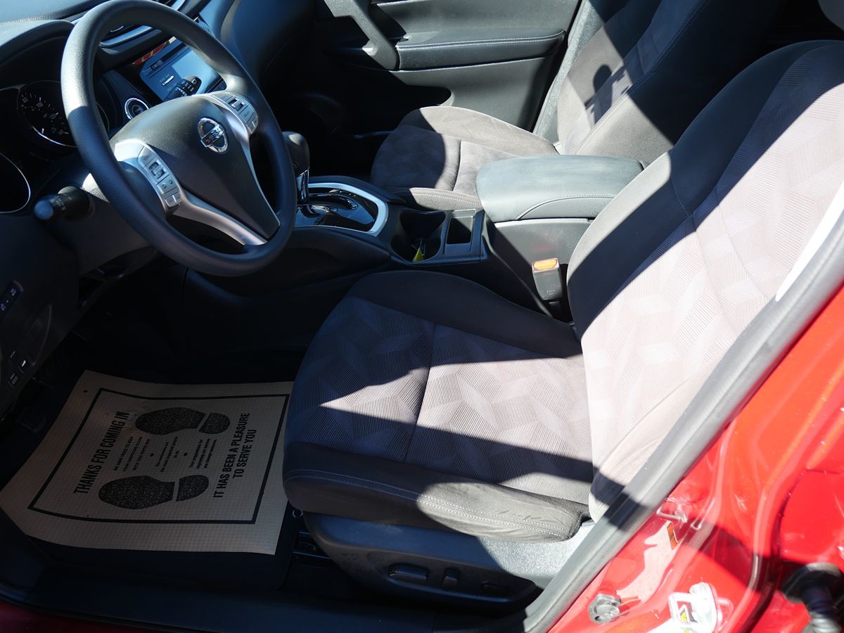 2015 Nissan Rogue SV - Photo 10