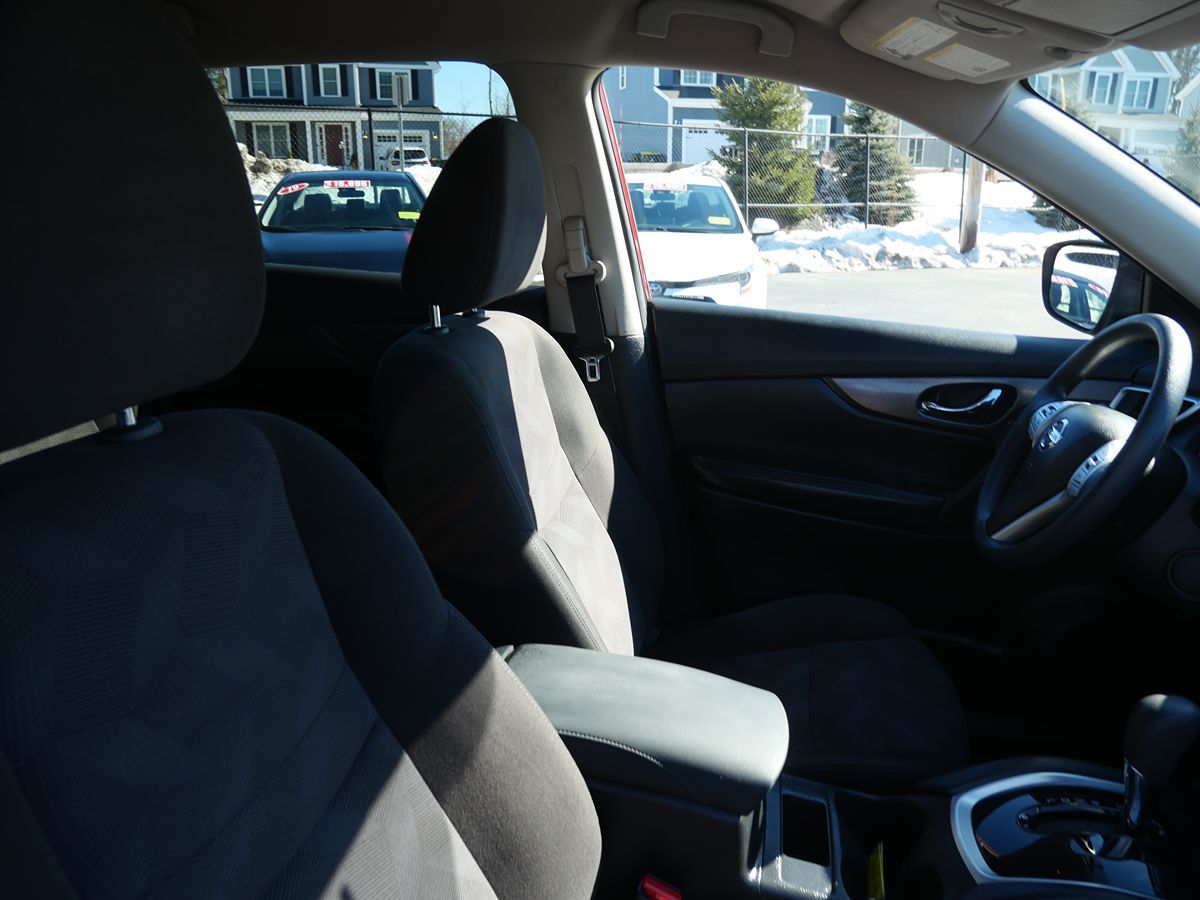 2015 Nissan Rogue SV - Photo 30