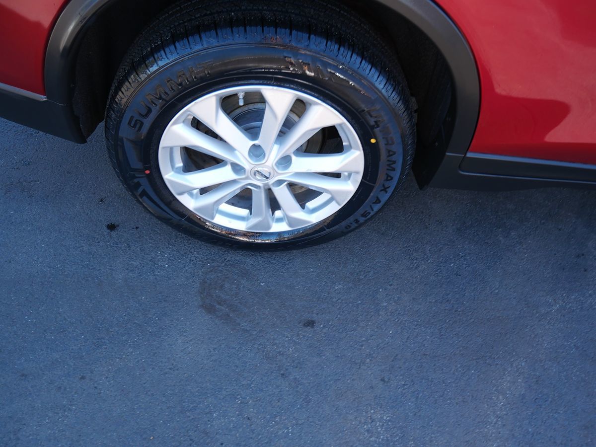 2015 Nissan Rogue SV - Photo 34