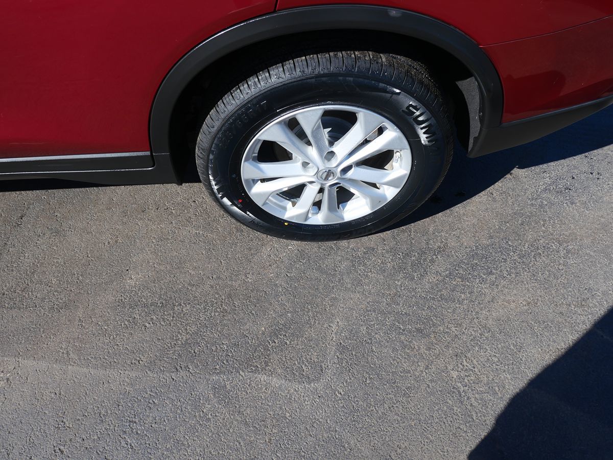 2015 Nissan Rogue SV - Photo 37