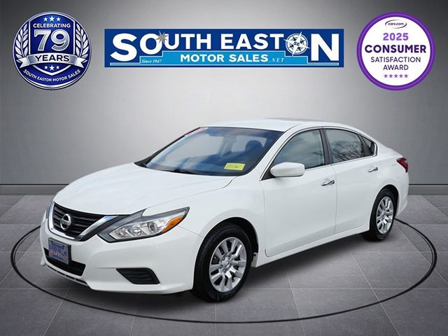 Glacier White 2017 Nissan Altima 2.5 S Sedan Front-Wheel Drive Automatic