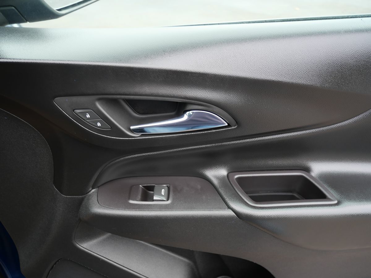 2020 Chevrolet Equinox LT - Photo 19