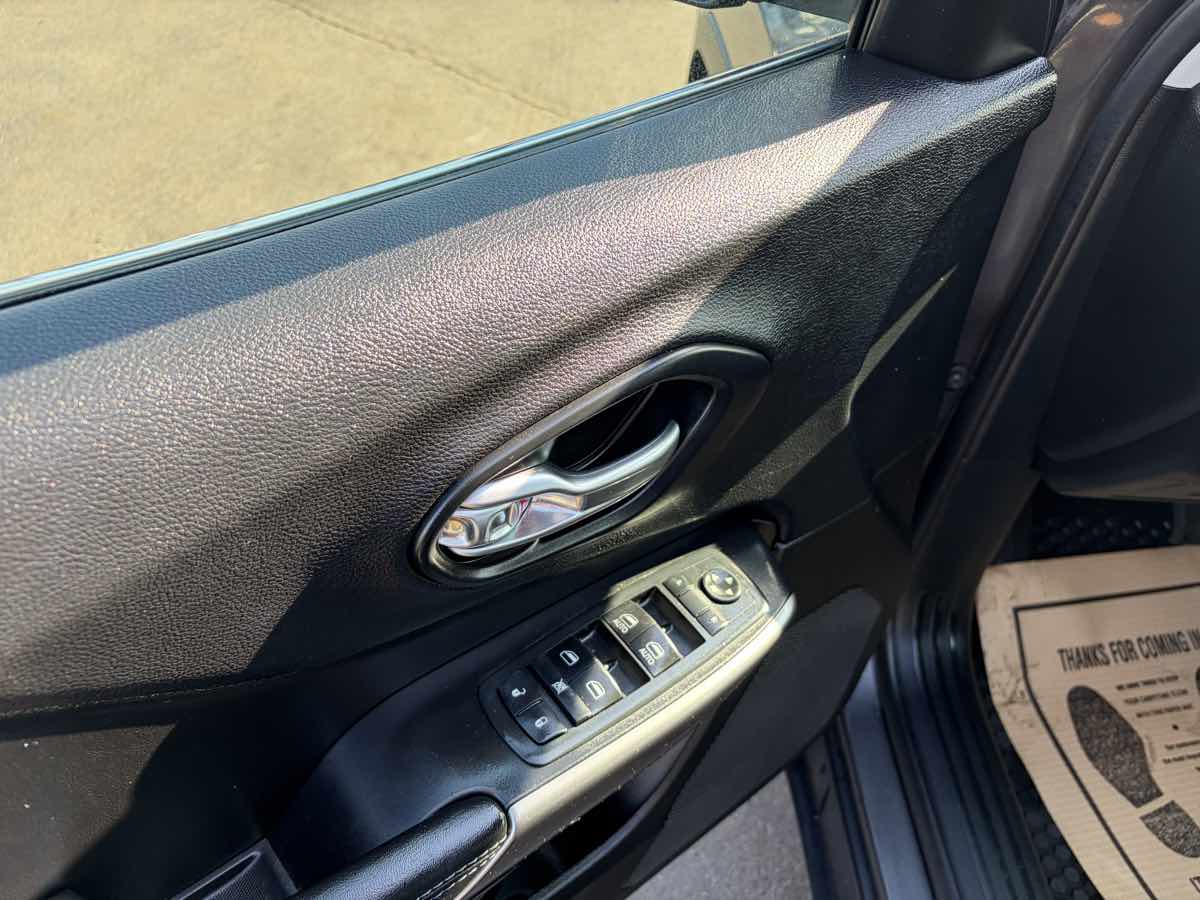 View 16