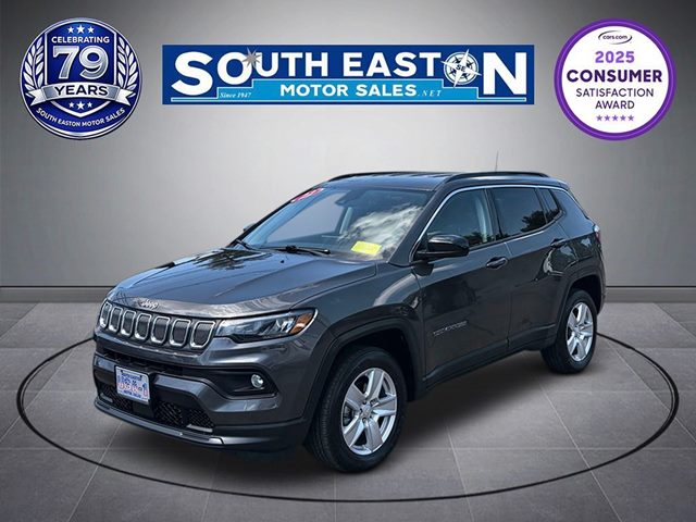 Gray (Granite Crystal Metallic Clearcoat) 2022 Jeep Compass Latitude 4WD SUV / Crossover Four-Wheel Drive Automatic