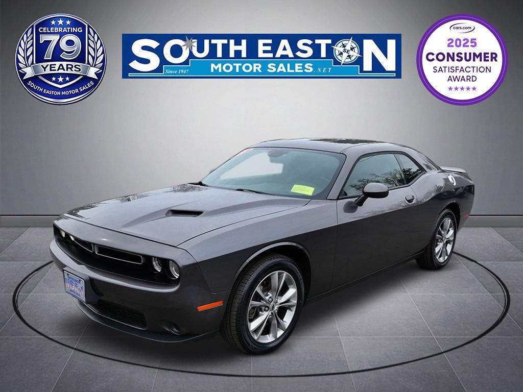 2020 Dodge Challenger SXT Auto AWD's photo