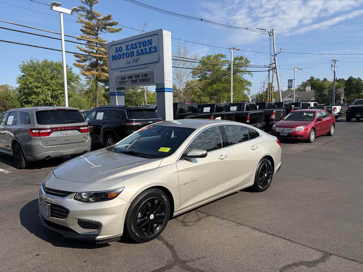 2016 Chevrolet Malibu 1LT's photo