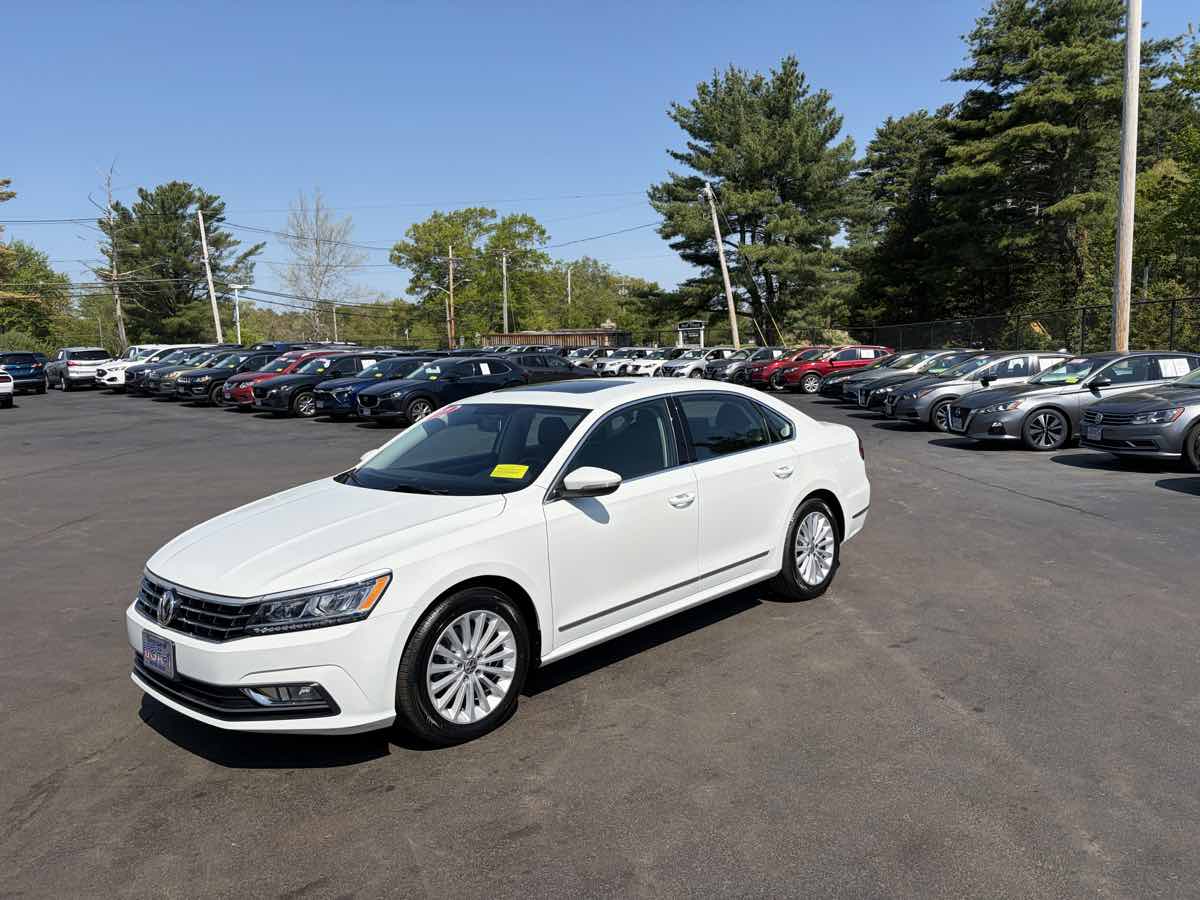2017 Volkswagen Passat 1.8T SE Auto's photo