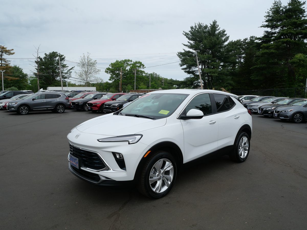 2024 Buick Encore GX Preferred's photo