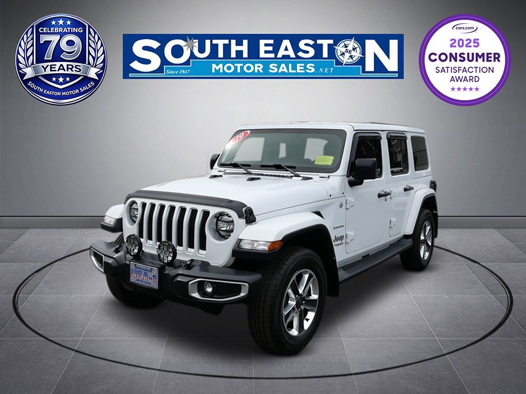 2019 Jeep Wrangler Sahara's photo