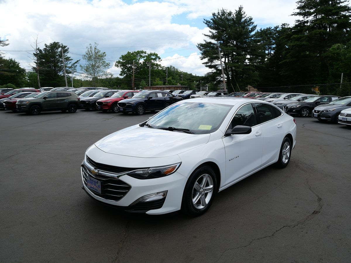 2023 Chevrolet Malibu's photo