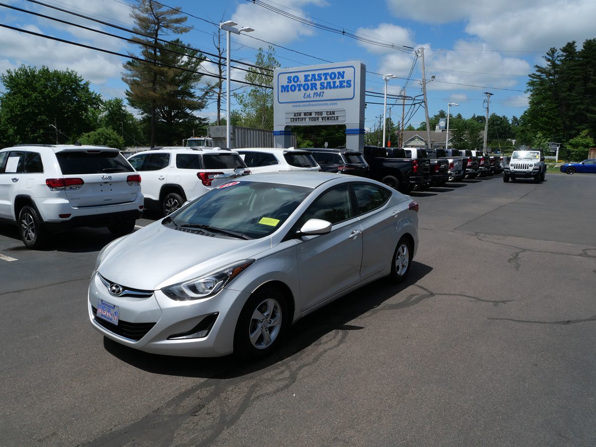 2015 Hyundai Elantra 1.8 SE A/T's photo