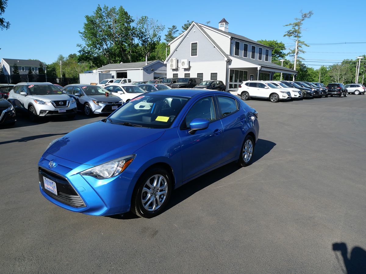 2017 Toyota Yaris iA AT's photo