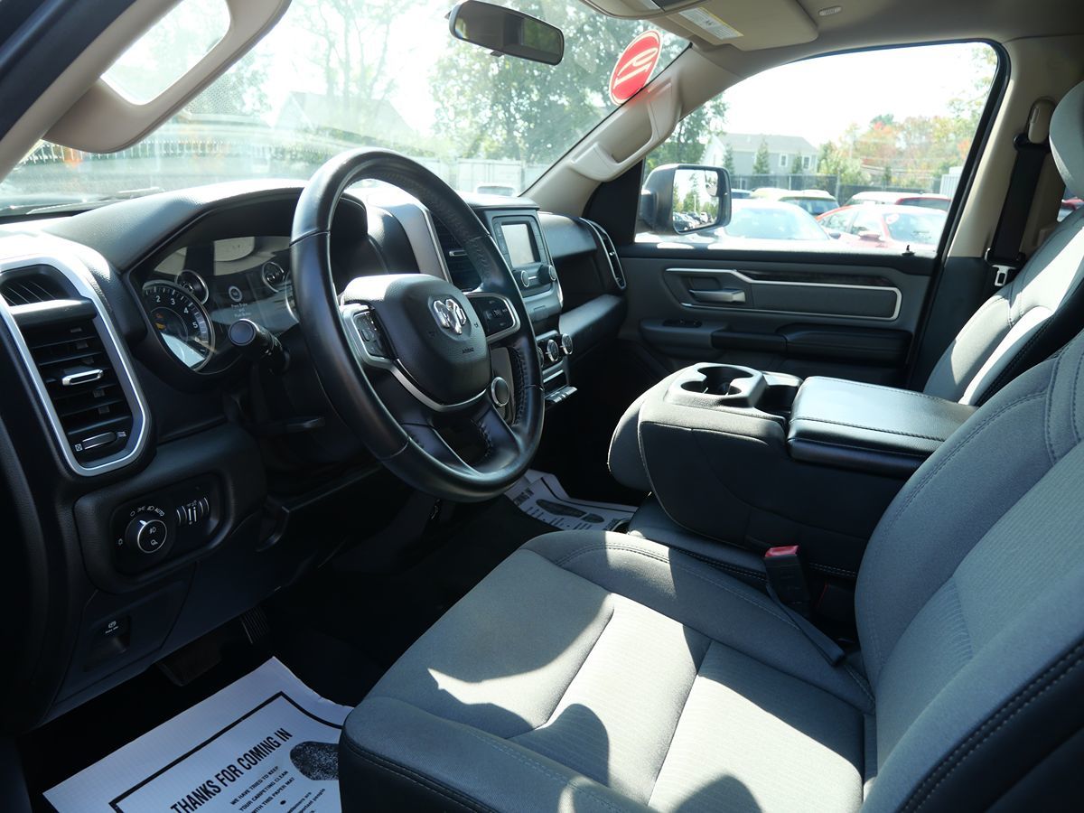 Photo 9 of this Ram 1500