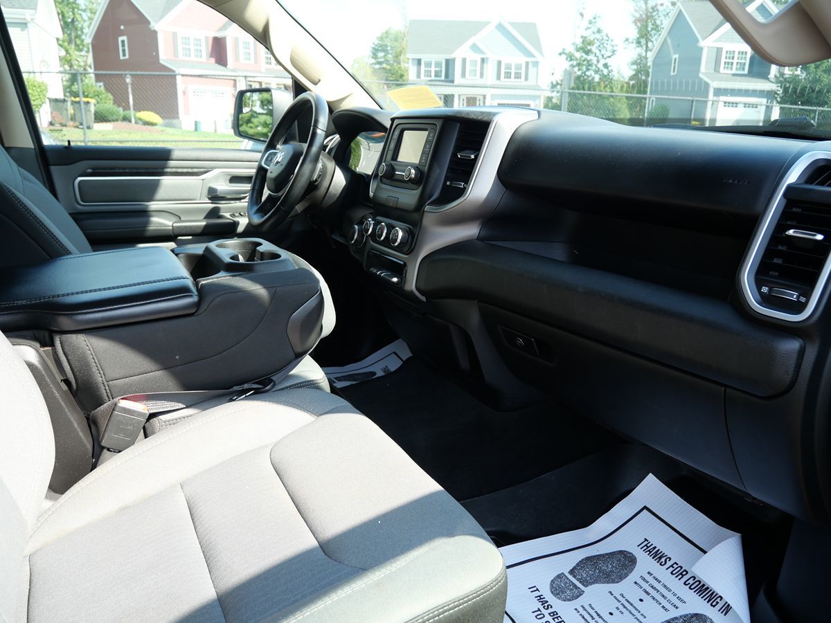 Photo 16 of this Ram 1500