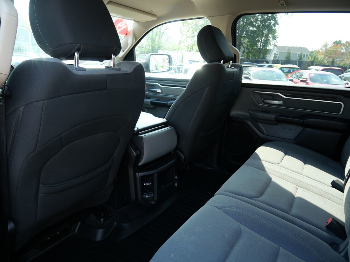 Photo 19 of this Ram 1500