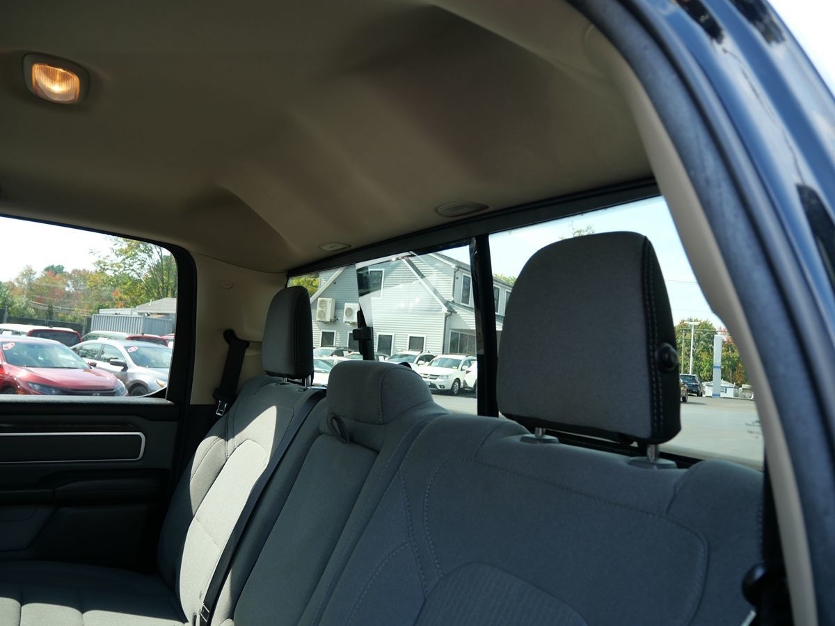 Photo 21 of this Ram 1500