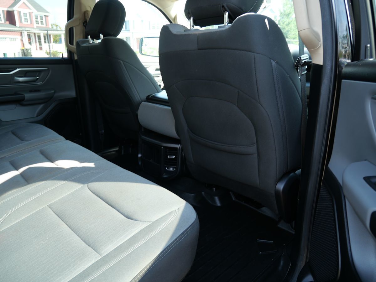 Photo 24 of this Ram 1500