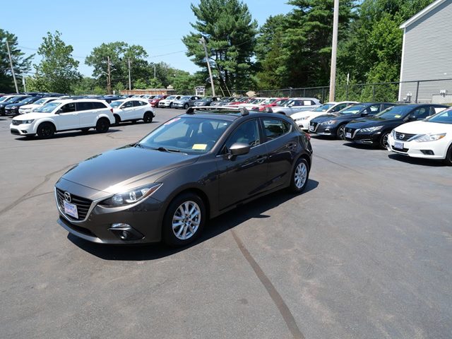 Titanium Flash Mica 2016 Mazda MAZDA3 Hatchback Front-Wheel Drive 6-Speed Automatic