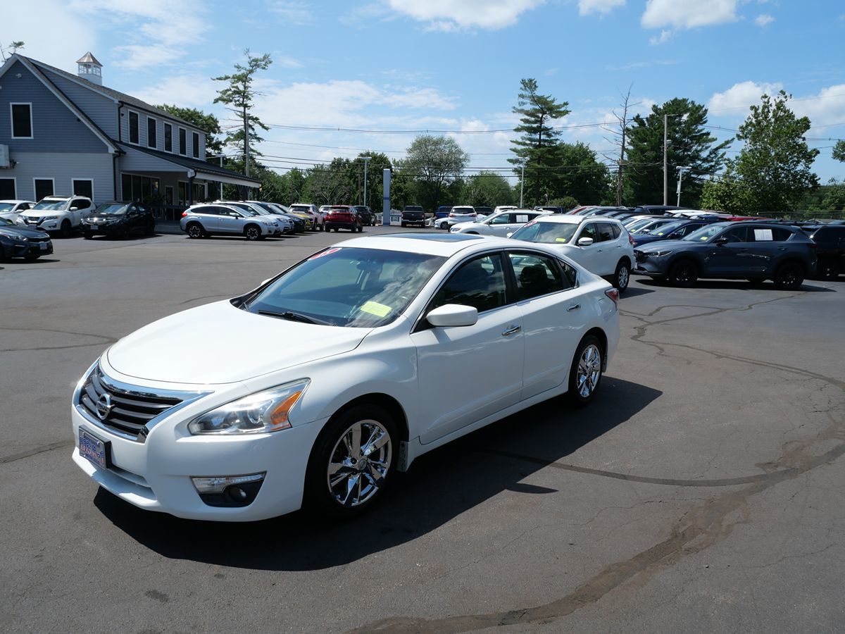 2015 Nissan Altima 2.5 SV FWD photo