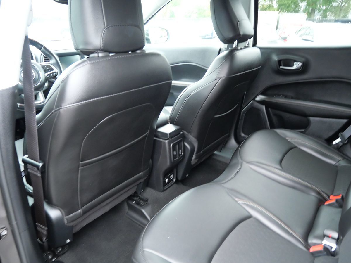 Photo 21 of this Jeep Compass