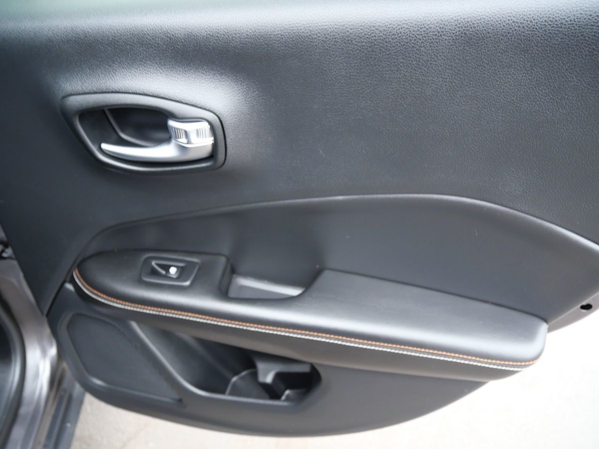Photo 29 of this Jeep Compass