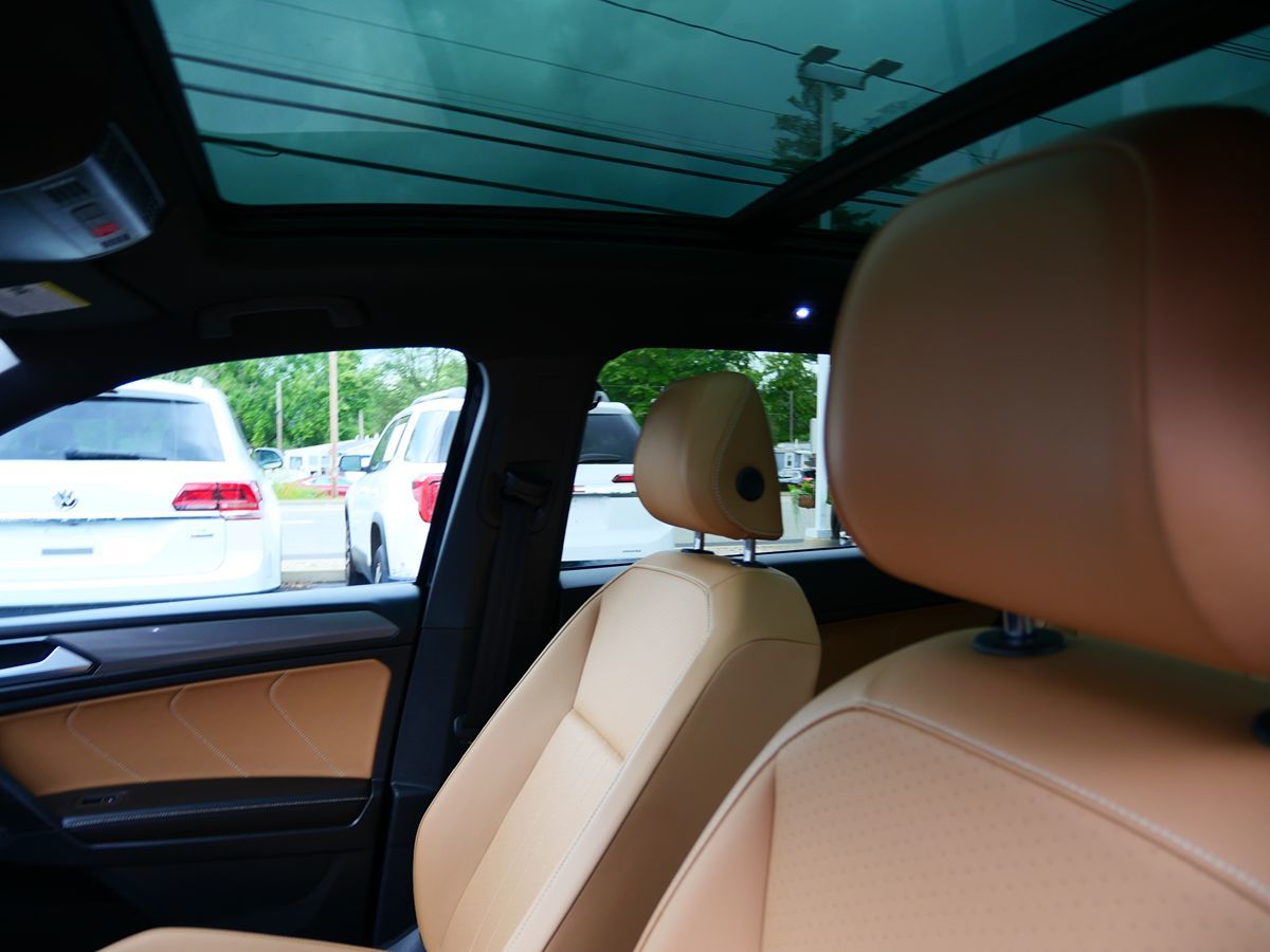 Photo 11 of this Volkswagen Tiguan