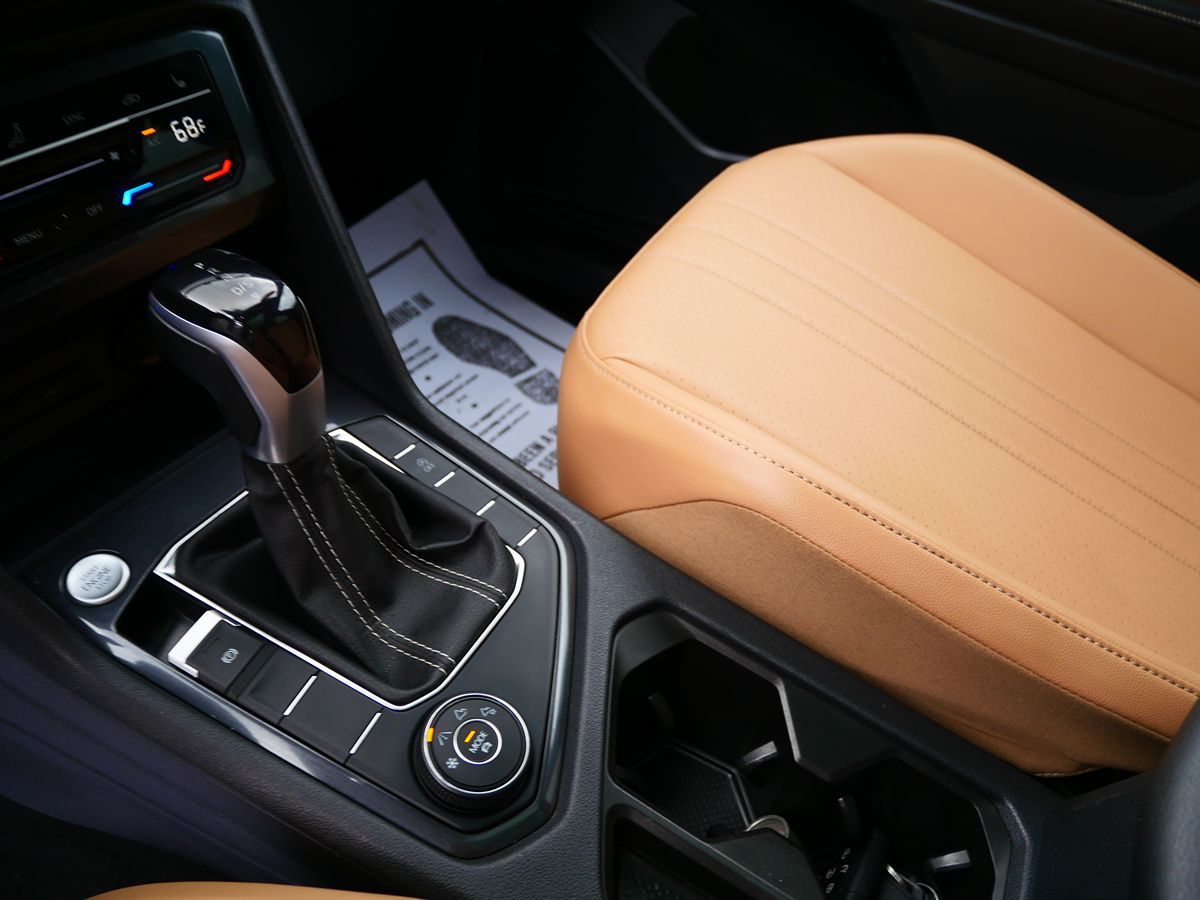 Photo 15 of this Volkswagen Tiguan
