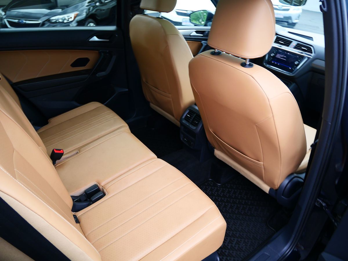 Photo 23 of this Volkswagen Tiguan
