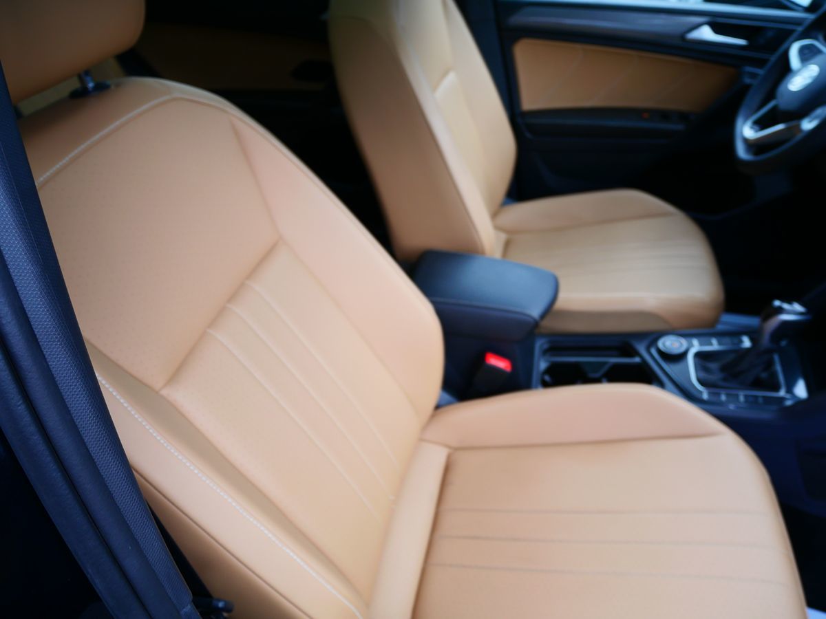 Photo 29 of this Volkswagen Tiguan