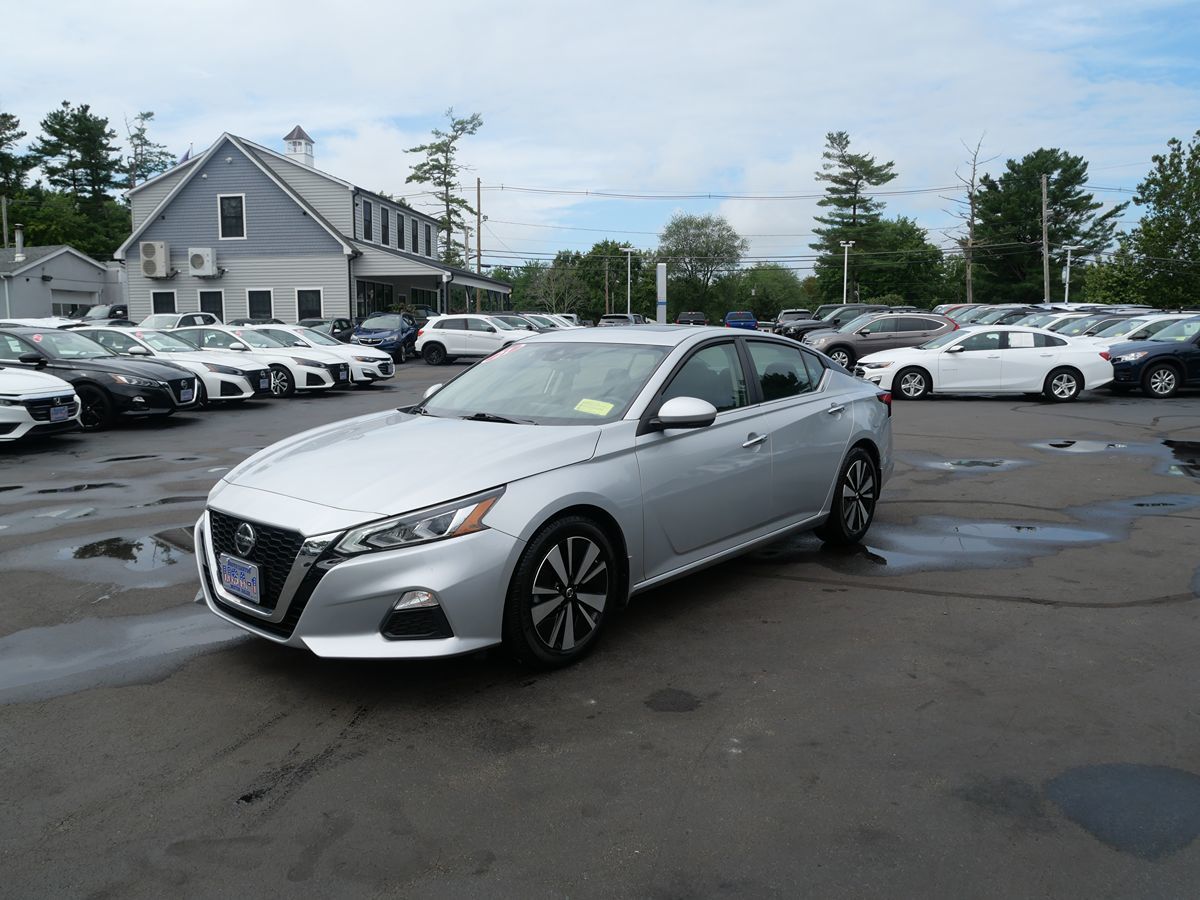 2021 Nissan Altima 2.5 SV