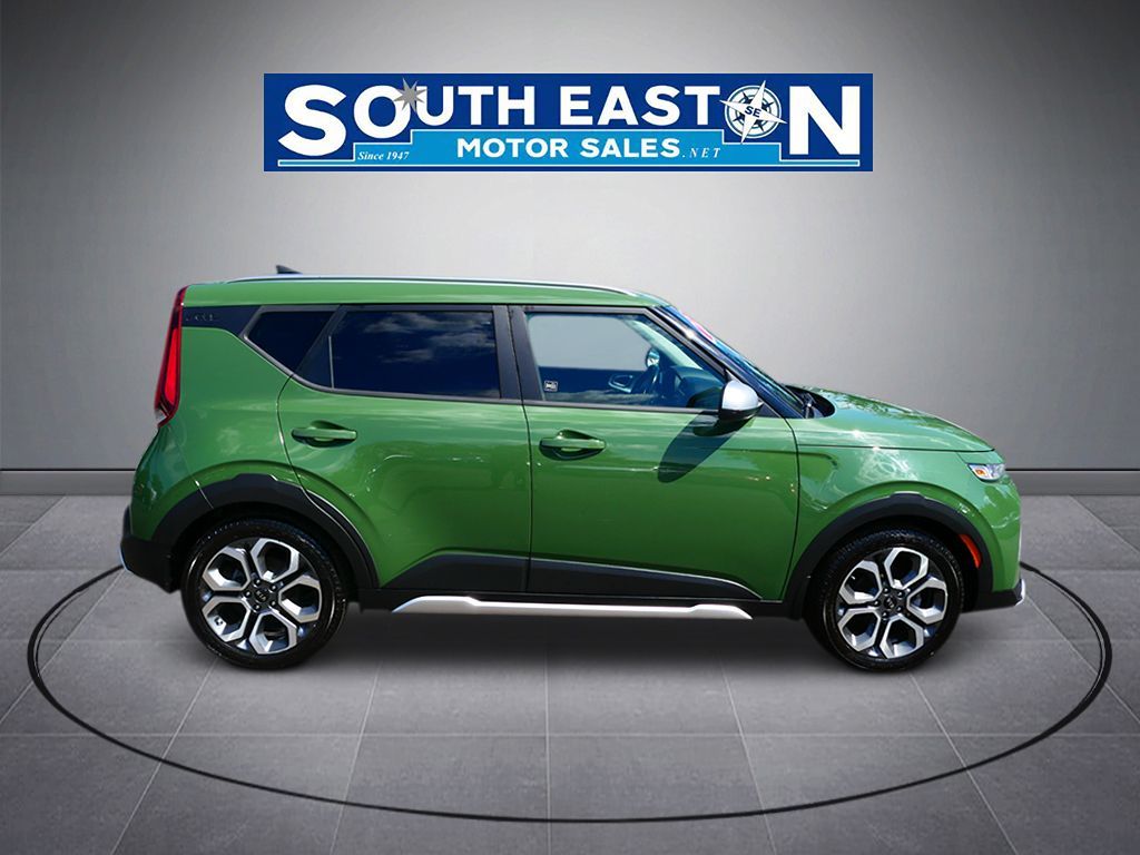 Photo 8 of this Kia Soul