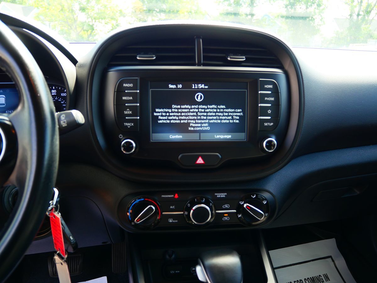 Photo 10 of this Kia Soul