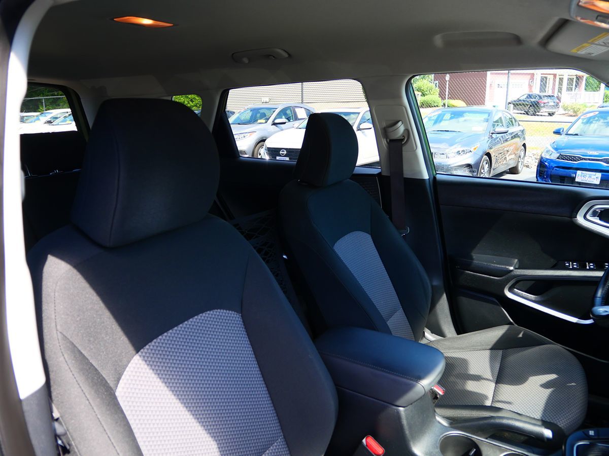 Photo 18 of this Kia Soul